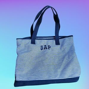 Gap Canvas Women's Tote Bag Blue And white over the shoulder embroidered